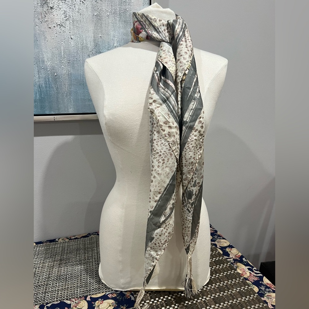 JW Johnny Was Silk Scarf NWT ! 12 Tassels! - Picture 5 of 6